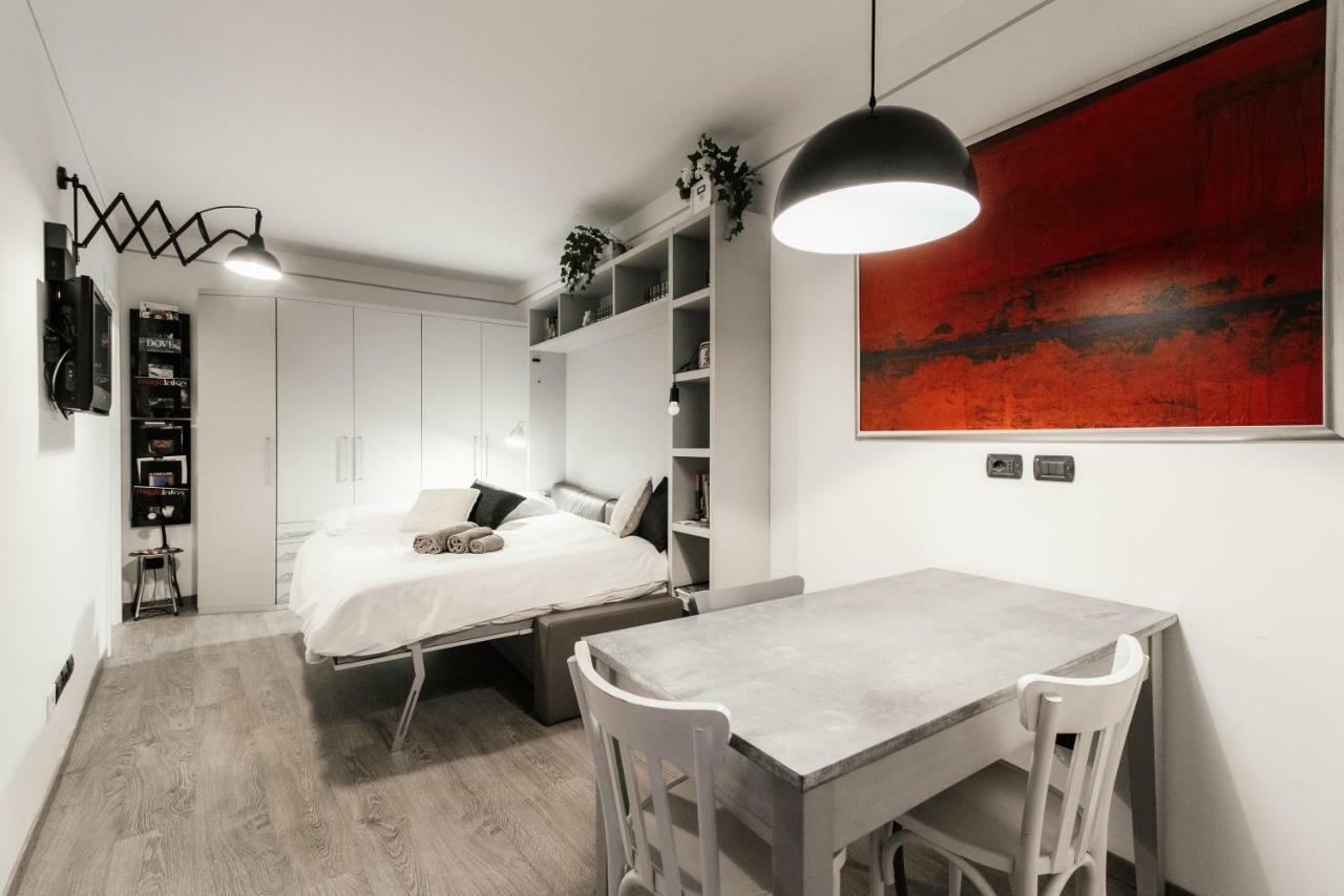 Gaia'S Home - The House Of Travelers Como Exteriér fotografie